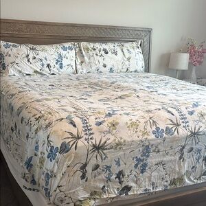 King size Floral Blue and Green Bedding Set with 2 pillow covers